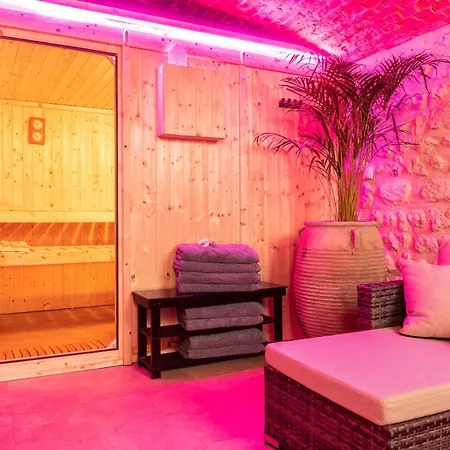 TOWNHOUSE TROUVILLE - Appart'Hotel&Studios