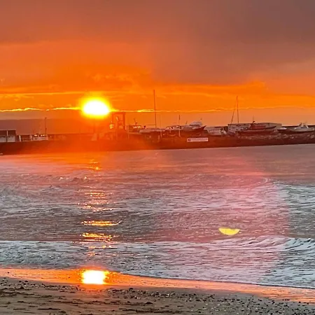 Aparthotel TOWNHOUSE TROUVILLE - Appart'Hotel&Studios 4*