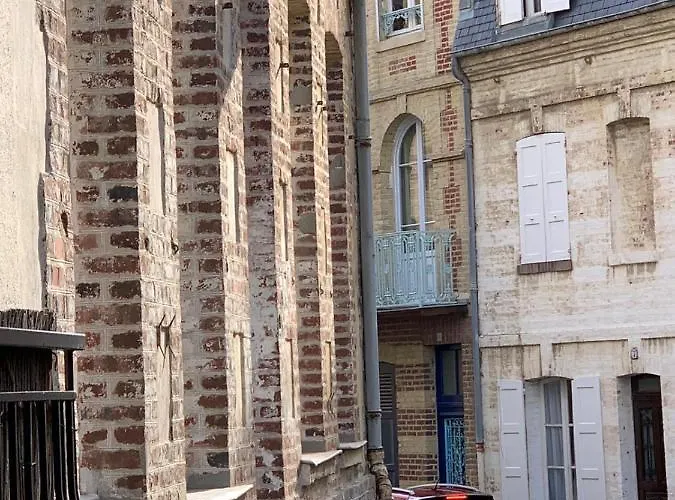 Ξενοδοχείο με διαμερίσματα Townhouse - & Trouville-sur-Mer