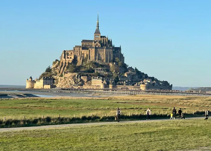 Ξενοδοχείο με διαμερίσματα Townhouse - &