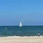 Townhouse - & 4*