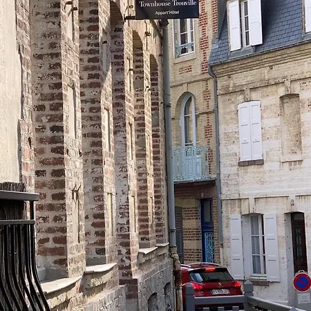 아파트호텔 Townhouse Trouville - Appart'Hotel & Spa 트로우빌쉬메르
