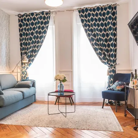 Townhouse Trouville - Appart'Hotel & Spa 아파트호텔 트로우빌쉬메르