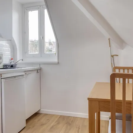Townhouse - & 4*