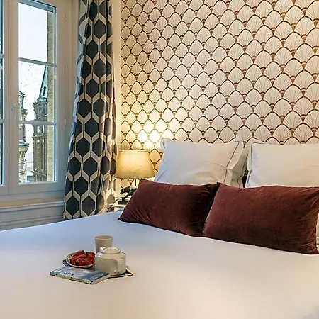 Townhouse - & 4* تروفيي سور مير