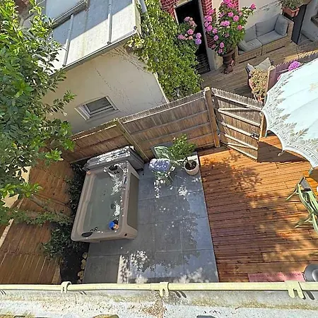 شقة فندقية Townhouse - & 4*