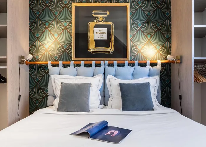 Townhouse - & 4* تروفيي سور مير