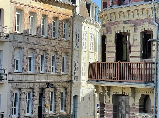 شقة فندقية Townhouse - & 4*